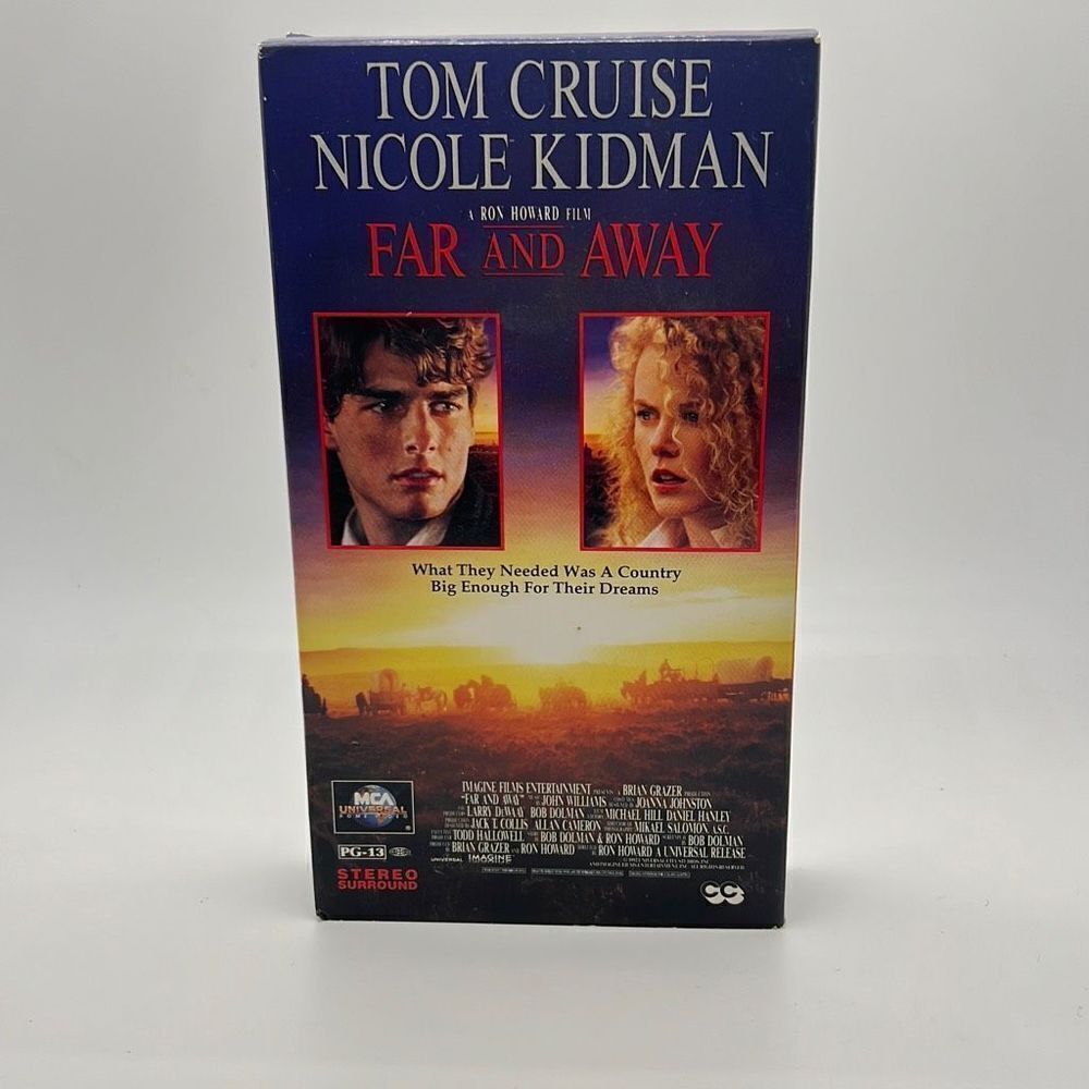 Far And Away VHS ‎ 1992 Tom Cruise Nicole Kidman Drama